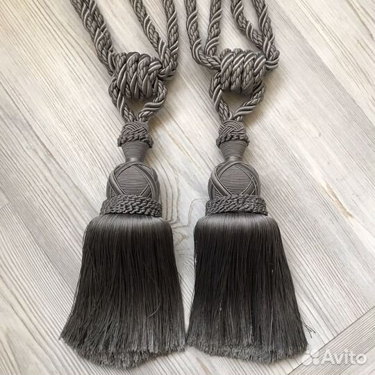 Кисти-подхваты для штор