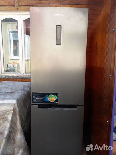 Холодильник бу leran