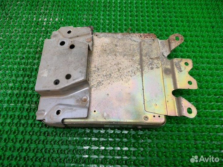 Блок управления двигателем Mitsubishi Lancer CB4W