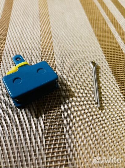 Новые тормозные колодки для велосипеда