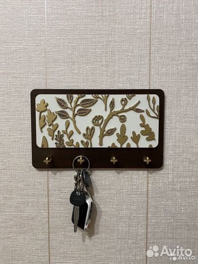 Ключница настенная из дерева