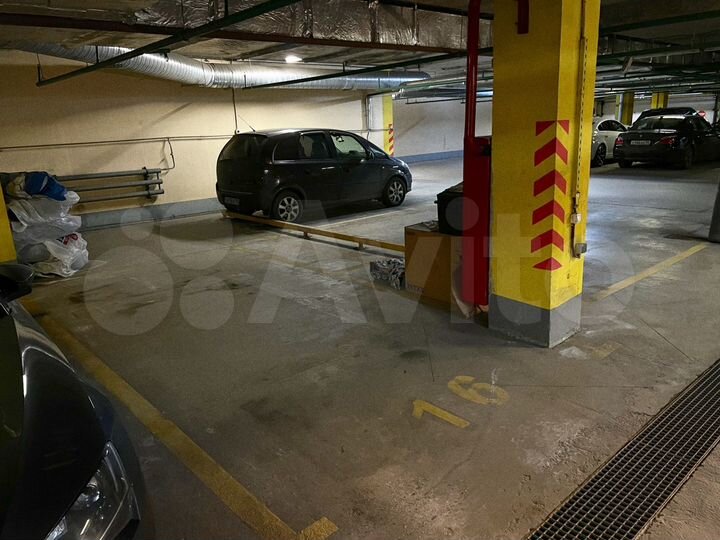 Машиноместо