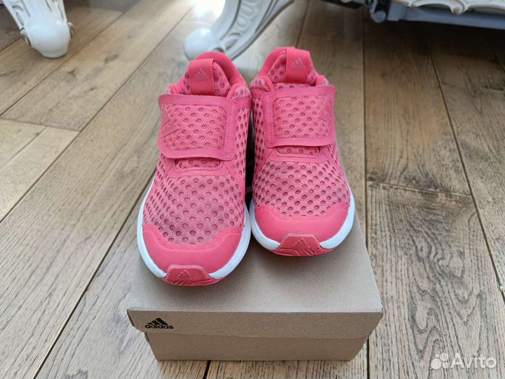 Кроссовки adidas