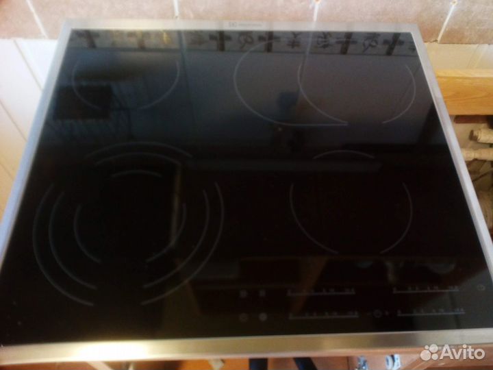 Варочная панель Electrolux EHF 5654 XK
