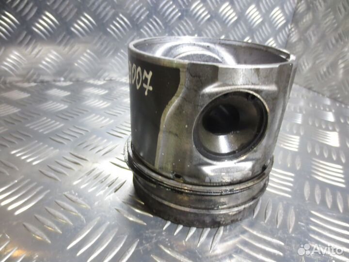 Поршень renault 7485126579