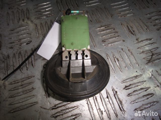 Резистор отопителя Fabia (07-15) /Fabia (99-07) /Polo 5 (09) б\у (арт. 6Q0959263A)