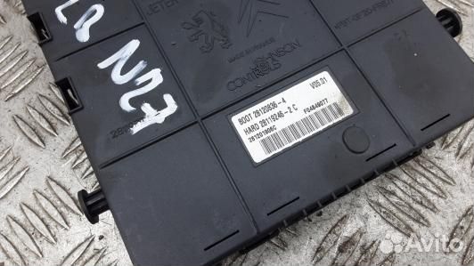 Блок комфорта peugeot 308 1 (LBN27M301)