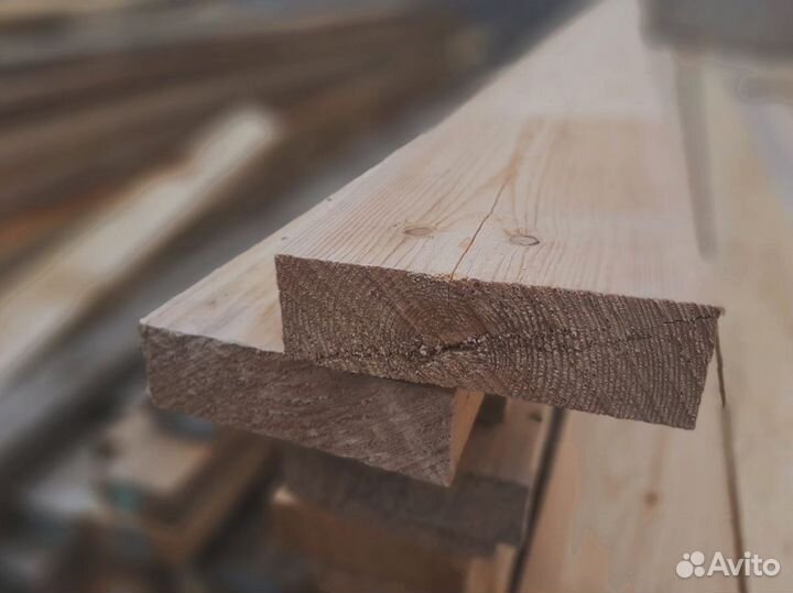 Сосновые доски, натуральный материал для вашего тв