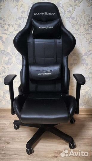 Игровое кресло DxRacer Formula