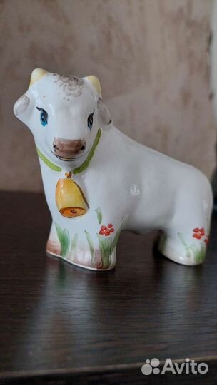 Статуэтка корова