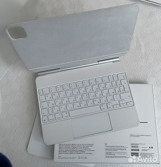 Клавиатура apple magic keyboard для iPad pro 11