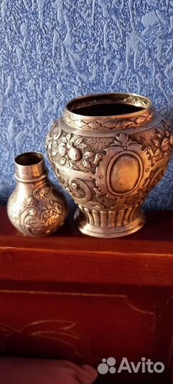 Серебряные вазы