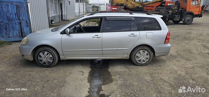 Toyota Corolla Fielder 1.5 AT, 2003, 271 500 км