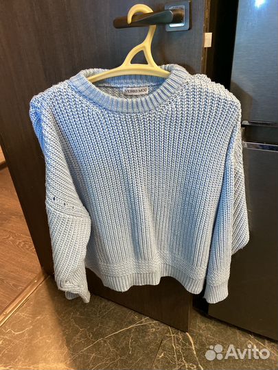 Свитер женский