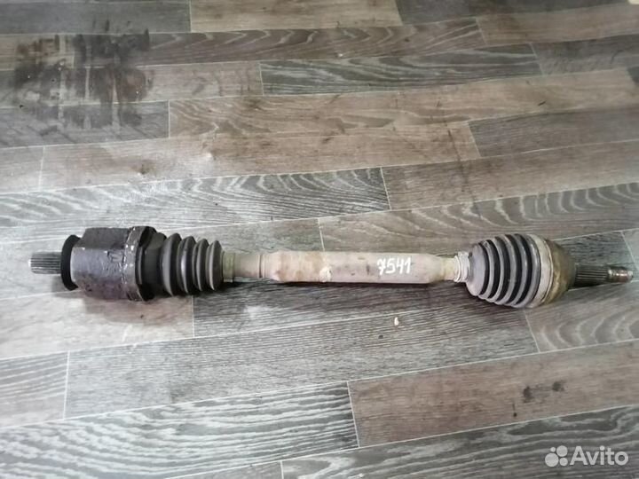 Привод левый АКПП Рено Меган 2