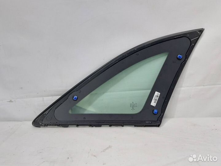 Форточка передней левой двери Mercedes X253 GLC