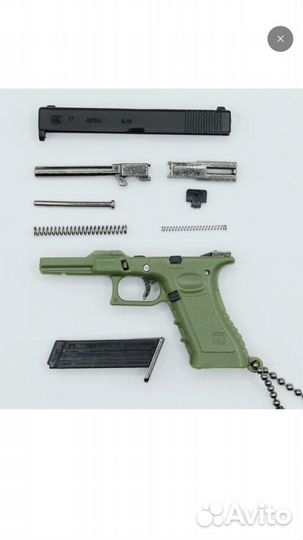 Брелок pubg Glock 17 P18C Green Коллекционный