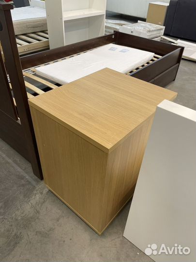 Тумба Мальм Икеа на колесиках