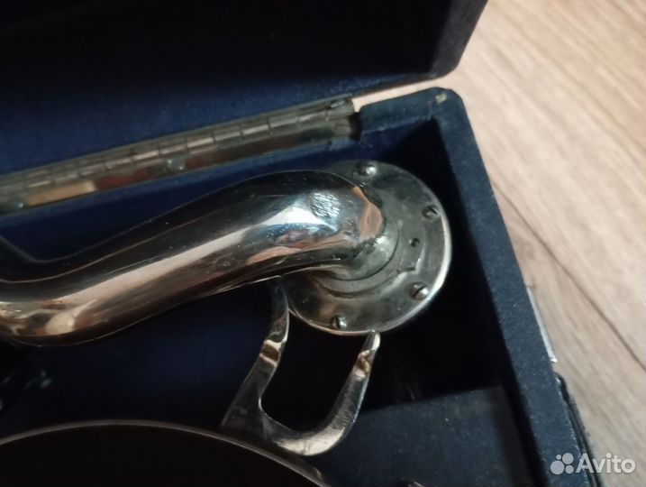 Патефон(маленький) Завод 