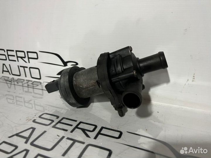 Насос охлаждающей жидкости Volkswagen Touareg 7L