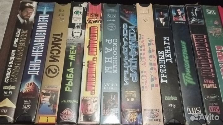 Видео кассеты с фильмами, dvd, диски с фильмами