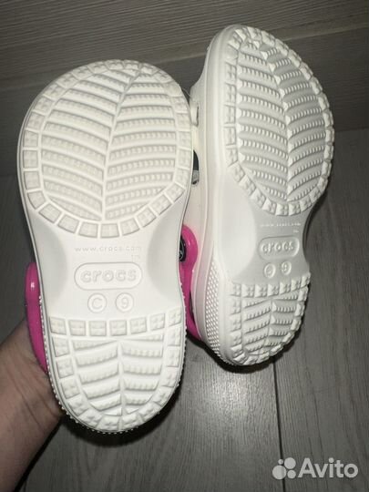 Сандалии crocs