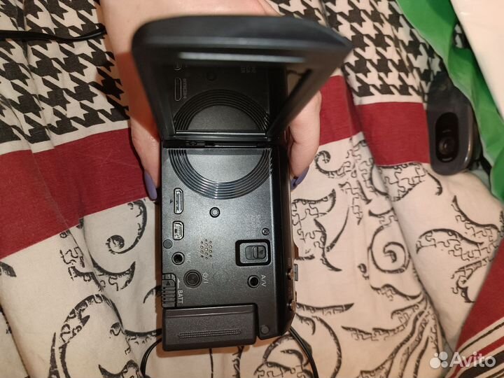 Видеокамера Panasonic hc-v710