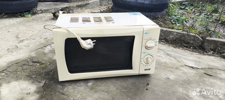Микроволновка б\у рабочая Mystery