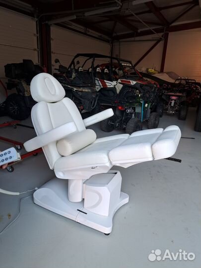 Косметологическое кресло с электроприводом