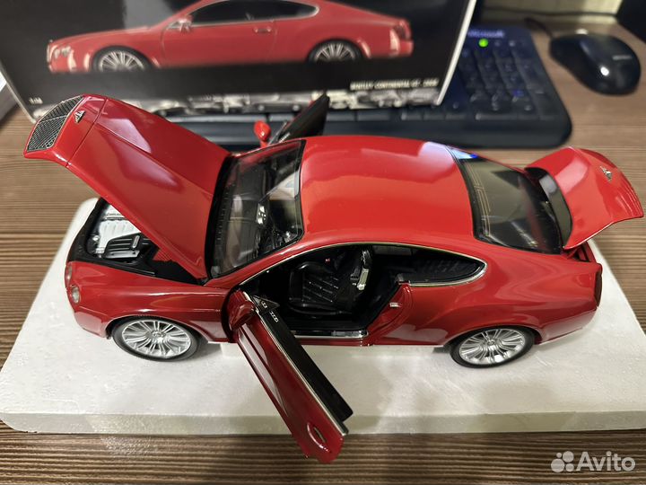 Bentley continental gt 1:18 Minichamps