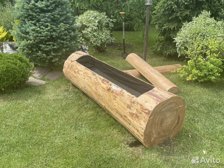 Клумба из бревна