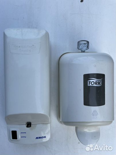 Мыльница механическая и освежитель воздуха