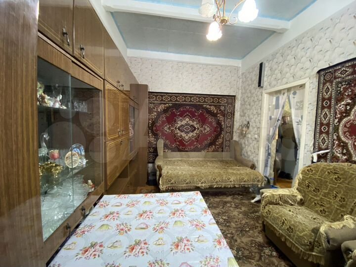 Комната 28 м² в 2-к., 1/4 эт.