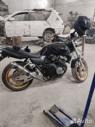 Honda cb 400