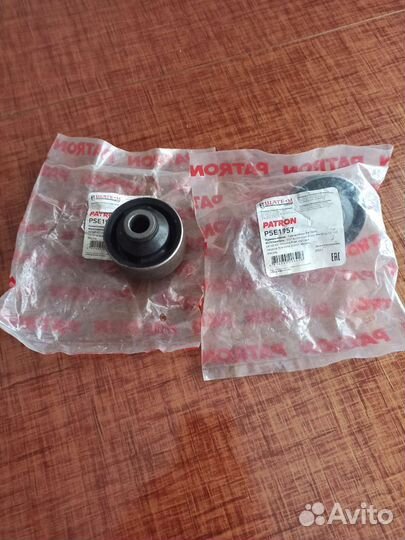 Продам сайлентблоки Лансер 9