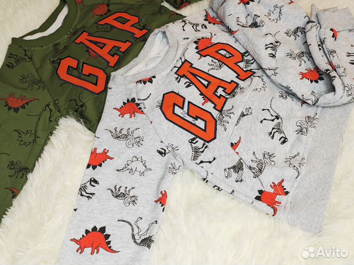 Детский костюм GAP