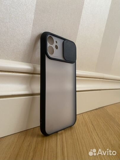 Чехол на iPhone 11