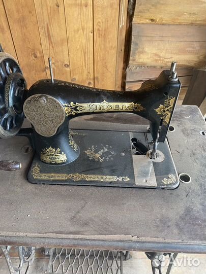 Швейная машина Singer