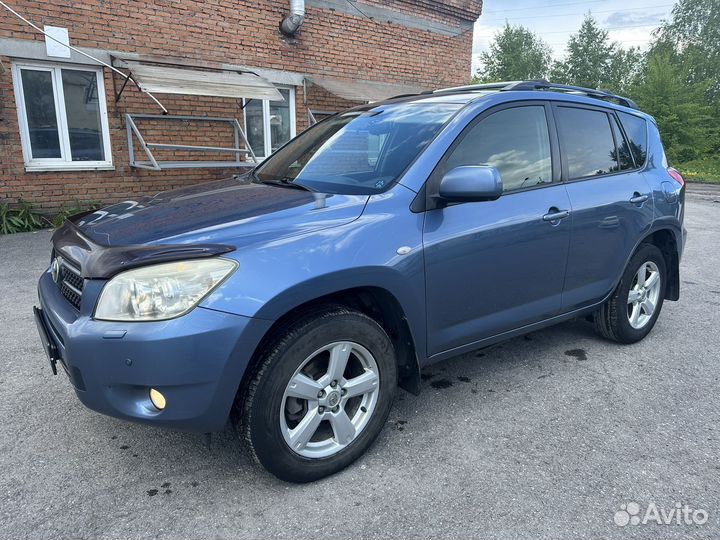 Toyota RAV4 2.0 AT, 2008, 330 000 км