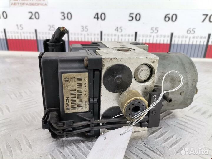 Блок ABS Volkswagen Passat B3 1996 8E0614111D