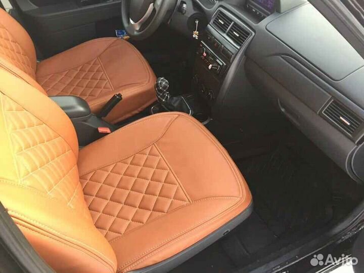 Авточехлы Тойота Королла Левин