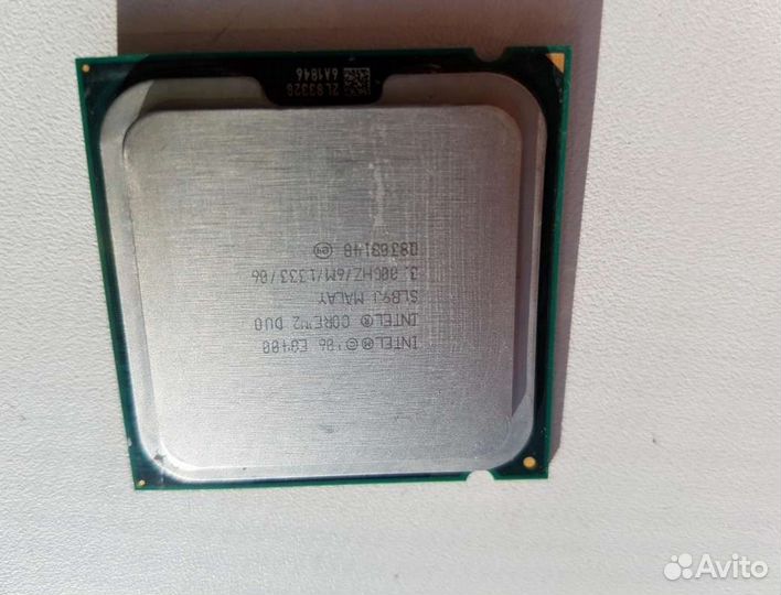 Процессор Intel Core 2 Duo E 8400 3.00GHz