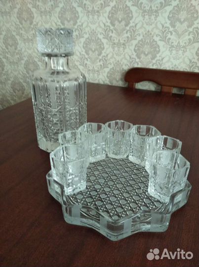 Штоф хрустальный с рюмками