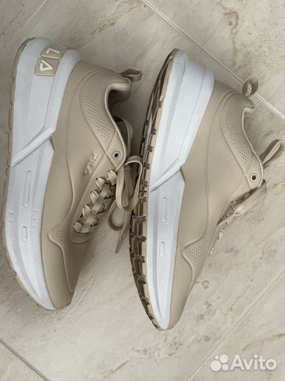 Кроссовки женские fila 40 размер