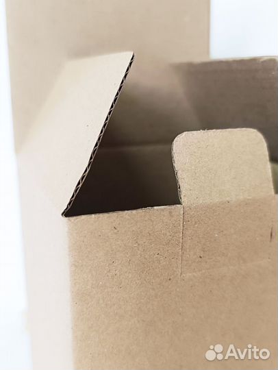 Картонные коробки