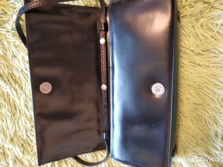 Новый кожаный клатч