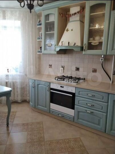 3-к. квартира, 93,7 м², 2/10 эт.