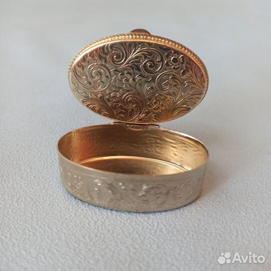 Винтажная мини-шкатулка. латунь Эмаль, Европа