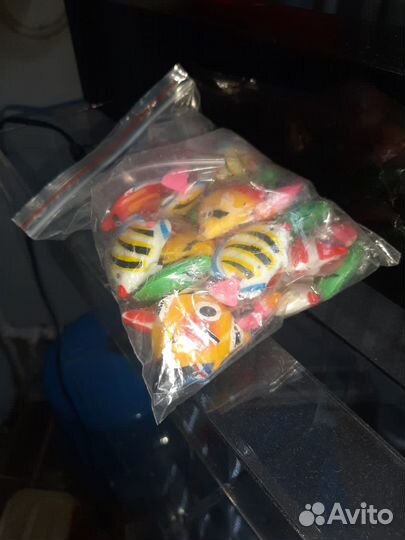 Искуственный аквариум с подсветской и полками