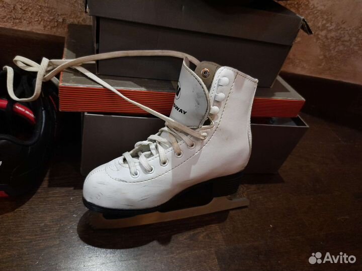 Коньки фигурные детские 30